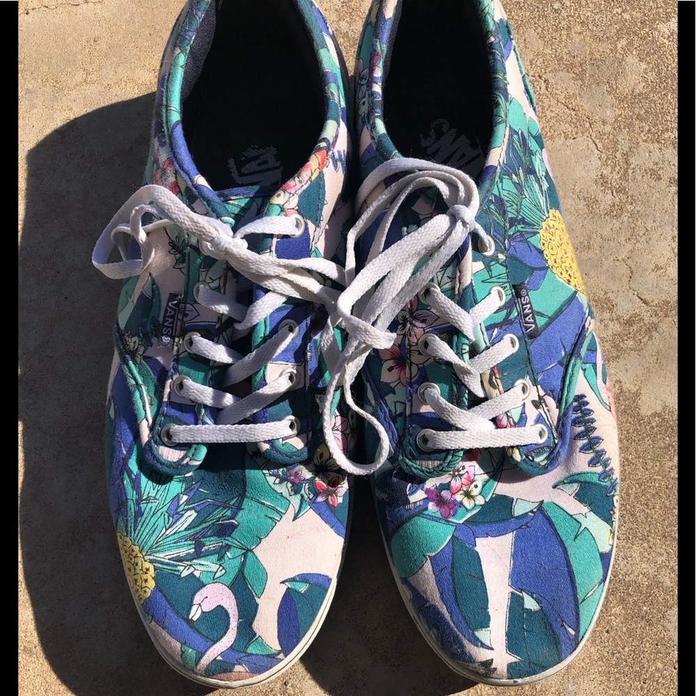 Vans women’s shoes